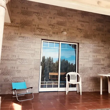 Σαλέ Mae Carril *